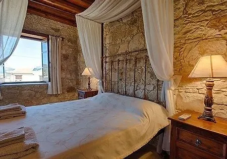 Kirithra Hotel